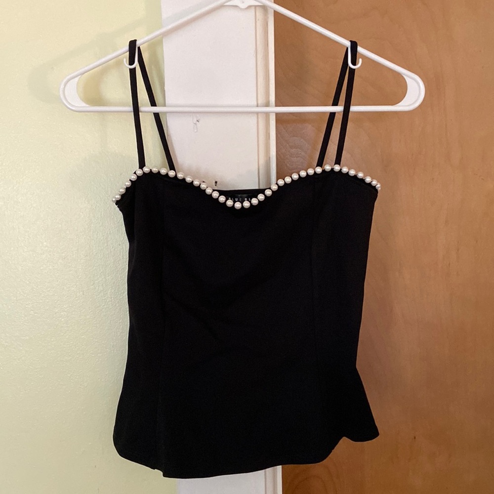 Brand New WOT Blue Blush Pearl Crop Tank Top